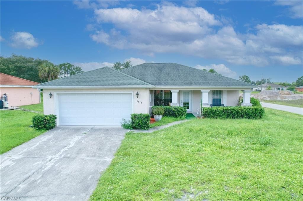 3515 29th ST SW LEHIGH ACRES, FL 33976