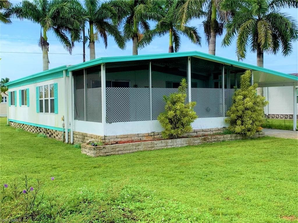 200 Grassy Key LN 191 NAPLES, FL 34114