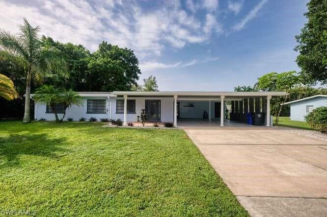 1248 Carlene AVE FORT MYERS, FL 33901