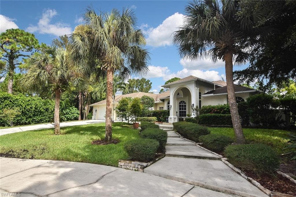 3723 Liberty SQ FORT MYERS, FL 33908