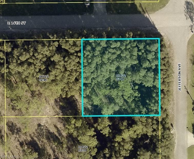 2506 E 14th ST LEHIGH ACRES, FL 33972
