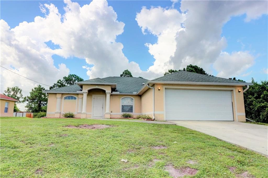 2608 23rd ST SW LEHIGH ACRES, FL 33976