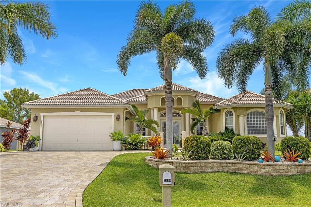 2816 NW 25th LN CAPE CORAL, FL 33993