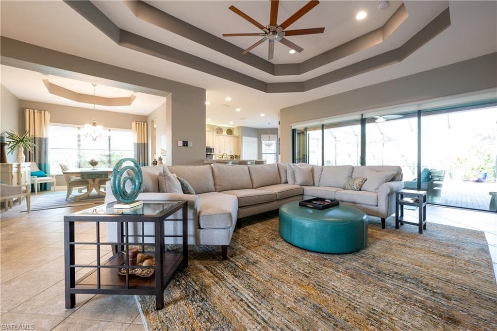 2958 Cinnamon Bay CIR NAPLES, FL 34119