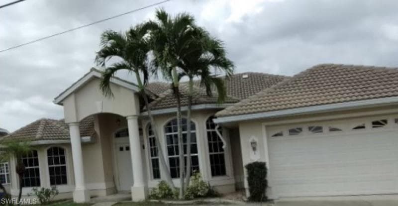 321 SE 31st ST CAPE CORAL, FL 33904