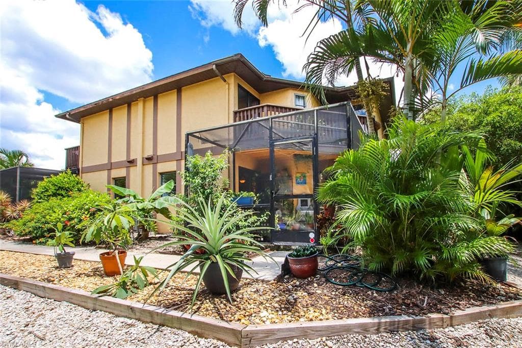 13541 Siesta Pines CT FORT MYERS, FL 33908