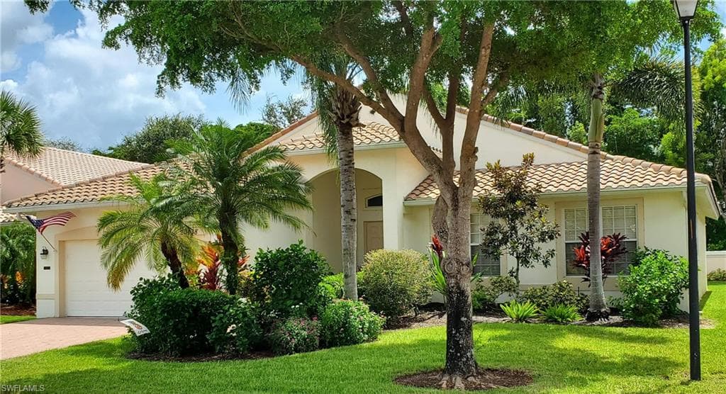 20438 Foxworth CIR ESTERO, FL 33928