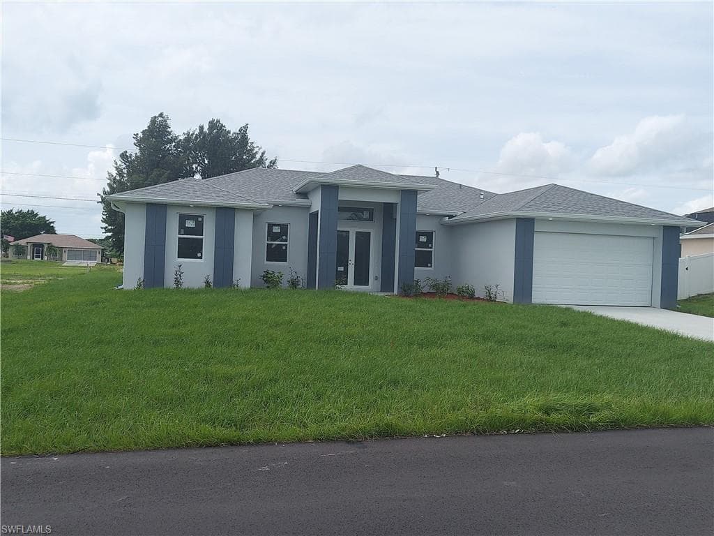 550 NE 7th TER CAPE CORAL, FL 33909