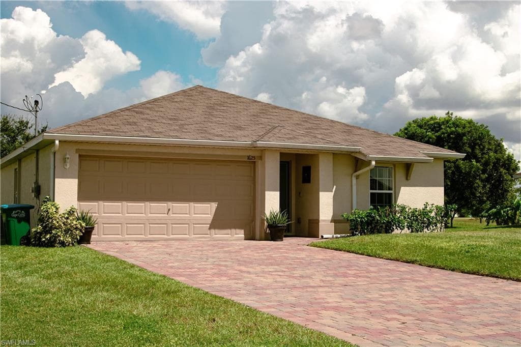 1625 6th AVE CAPE CORAL, FL 33993