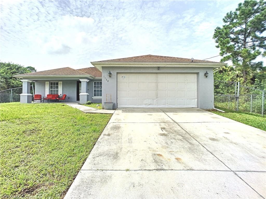 1138 Amherst ST E LEHIGH ACRES, FL 33974