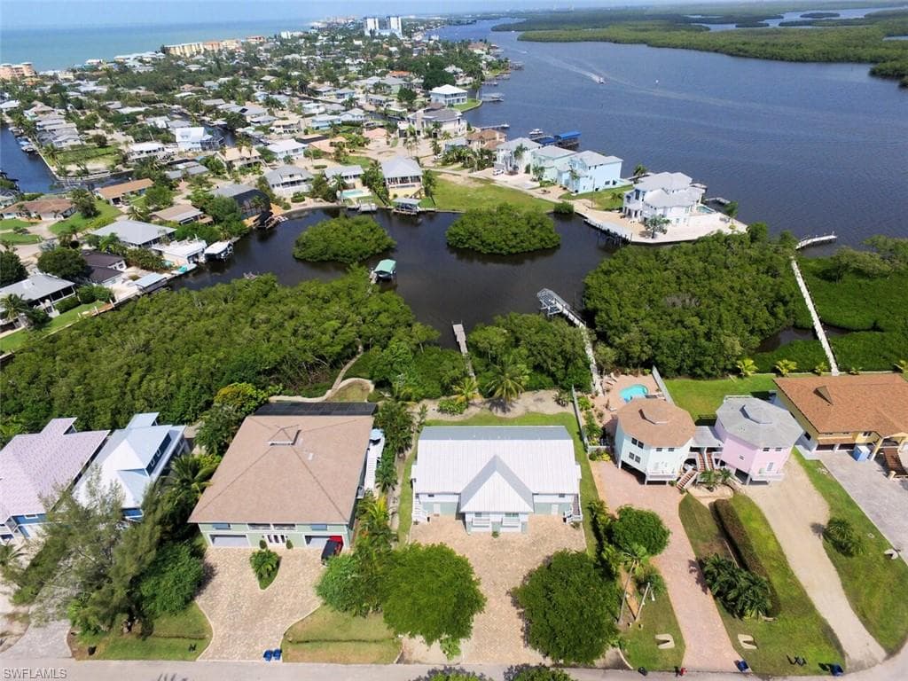 21540/542 Indian Bayou DR FORT MYERS BEACH, FL 33931