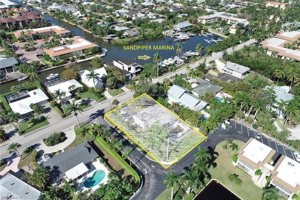 1125 Sandpiper ST NAPLES, FL 34102