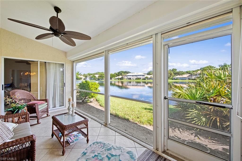 298 Emerald Bay CIR K7 NAPLES, FL 34110