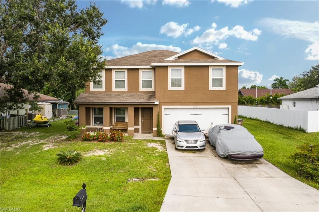 1205 SW 9th CT CAPE CORAL, FL 33991