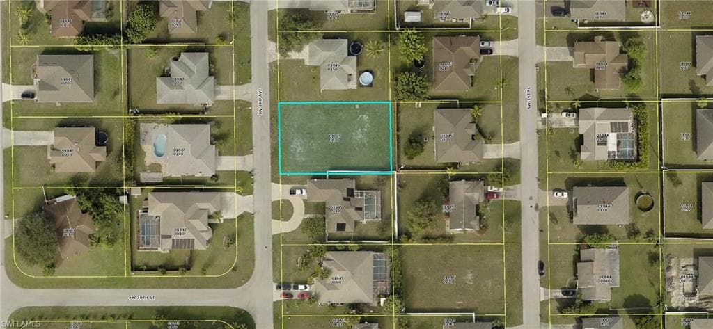 2927 SW 2nd AVE CAPE CORAL, FL 33914