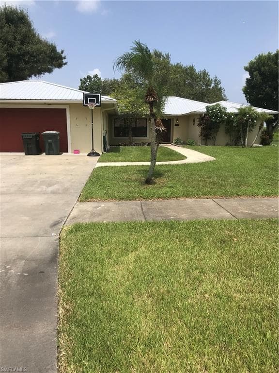 215 Ridgewood AVE CLEWISTON, FL 33440