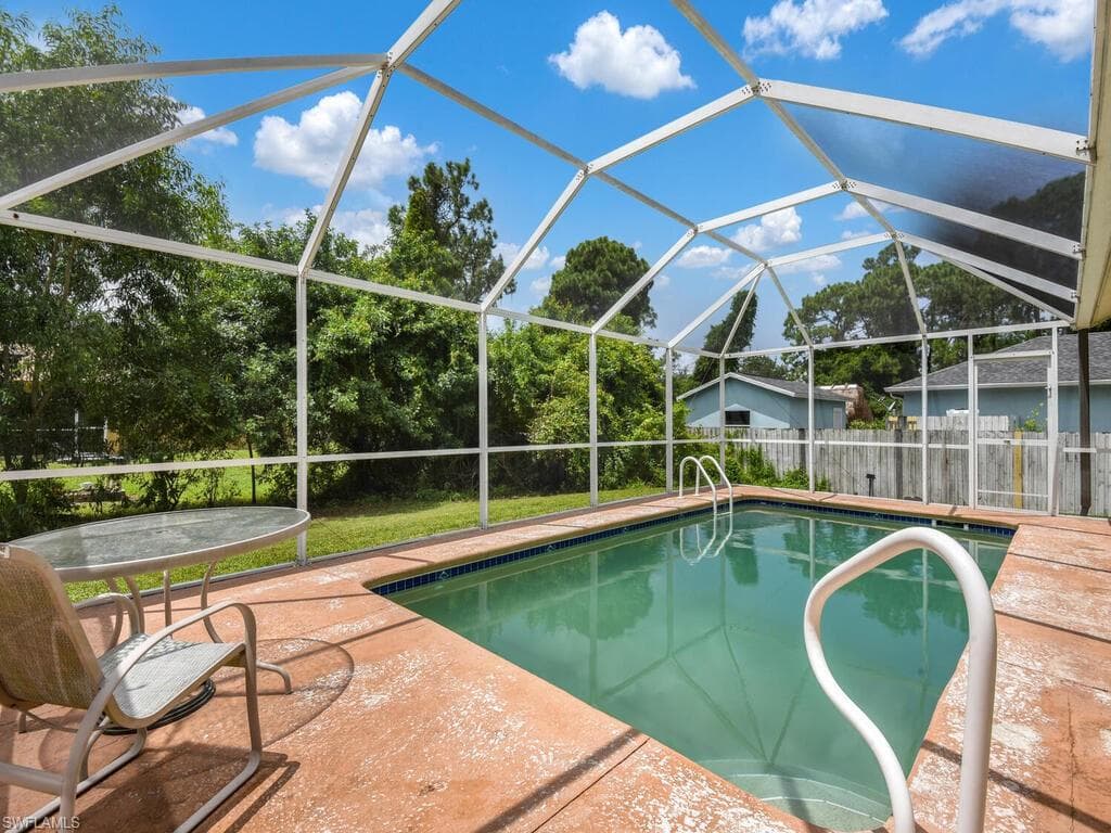 5341 30th ST SW LEHIGH ACRES, FL 33973
