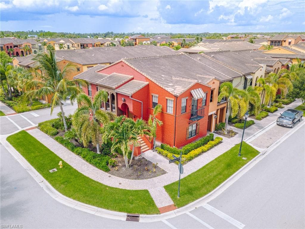 11846 Izarra WAY 7401 FORT MYERS, FL 33912