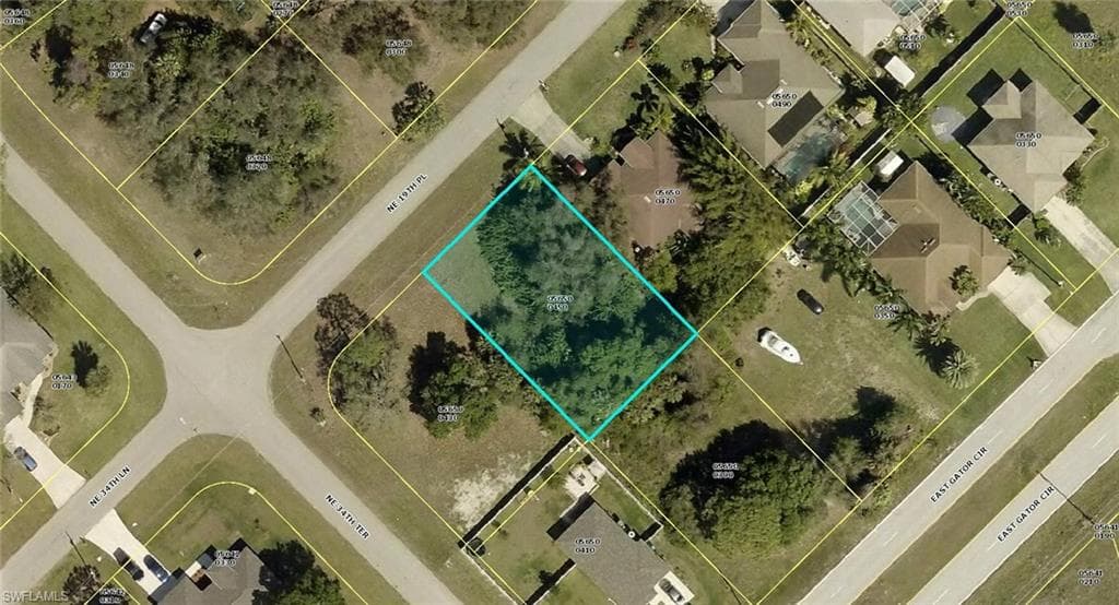 1842 NE 34th LN CAPE CORAL, FL 33909