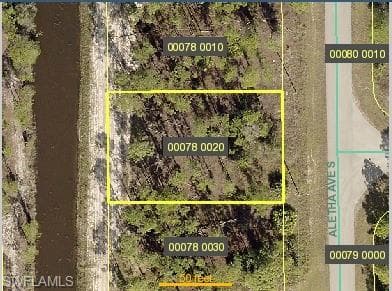 824 Aletha AVE S LEHIGH ACRES, FL 33974