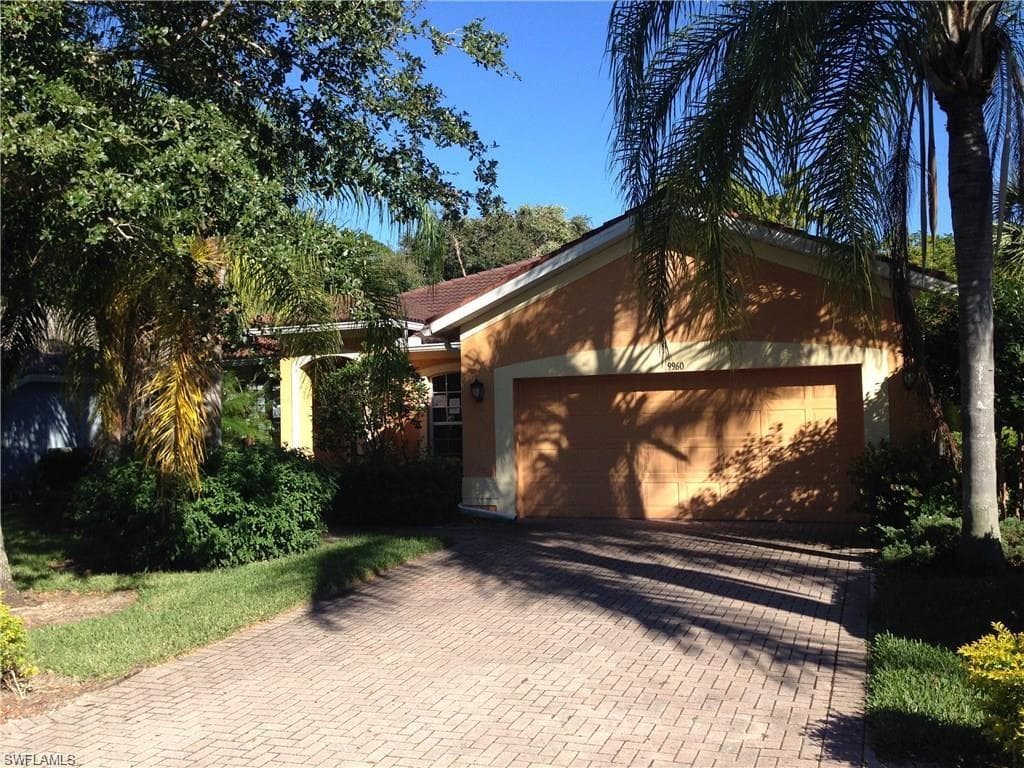 9960 Colonial WALK N ESTERO, FL 33928