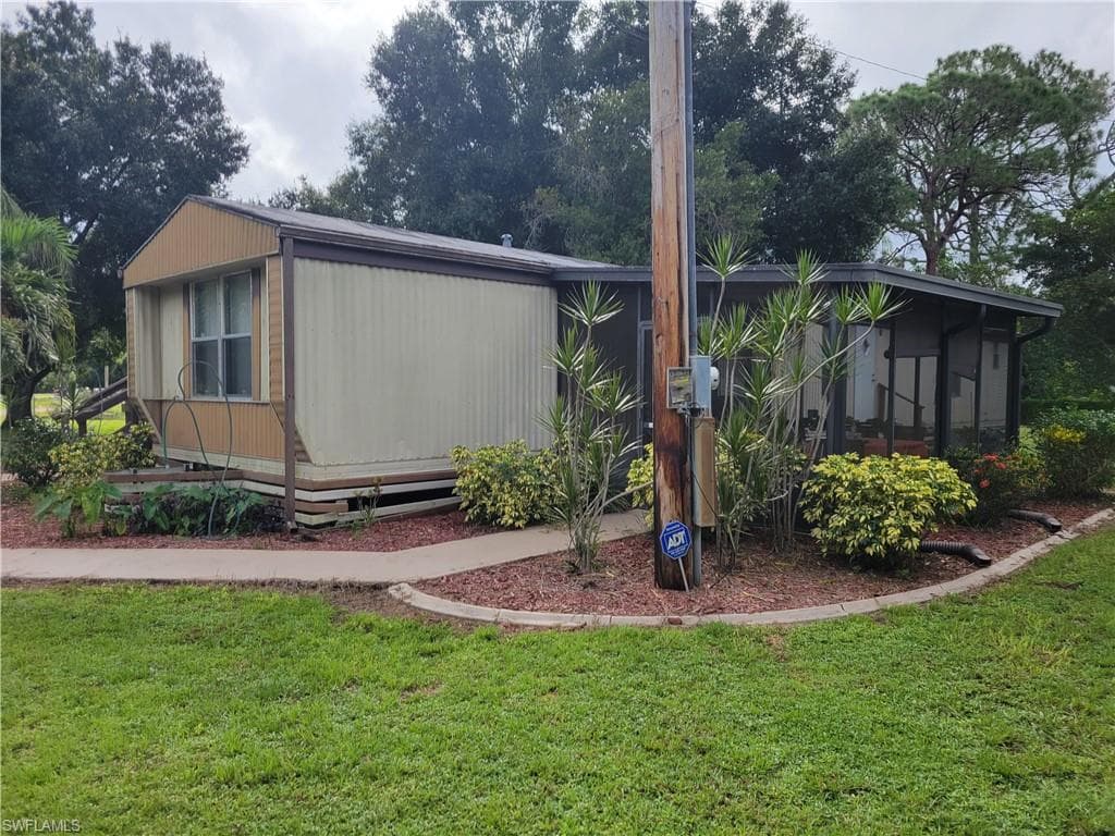 7842 Mcdaniel DR NORTH FORT MYERS, FL 33917