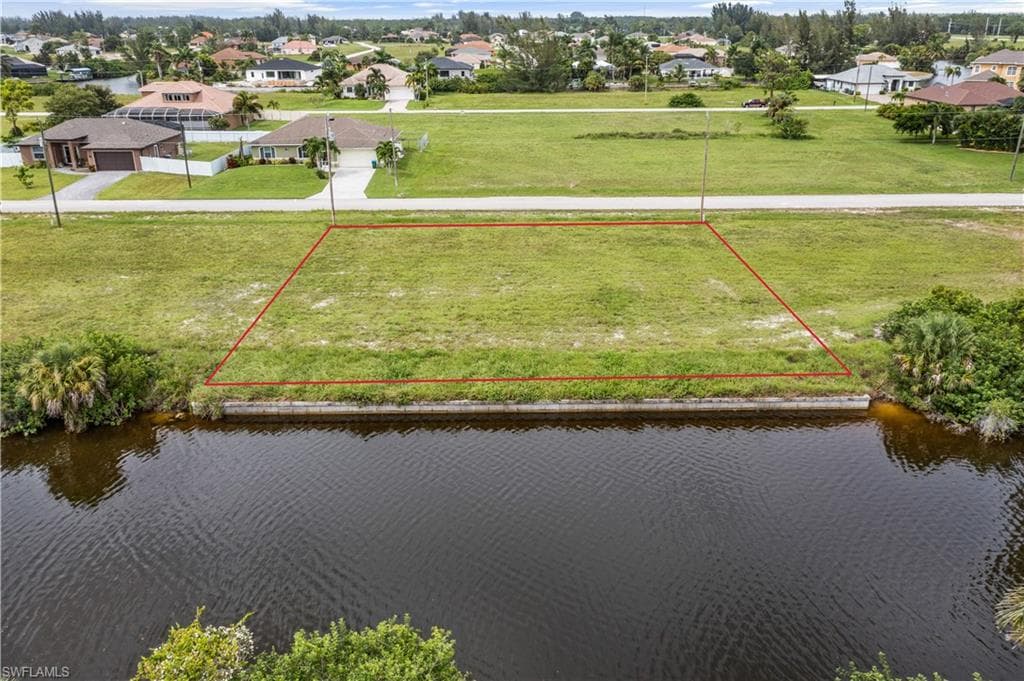 3302 NW 18th ST CAPE CORAL, FL 33993