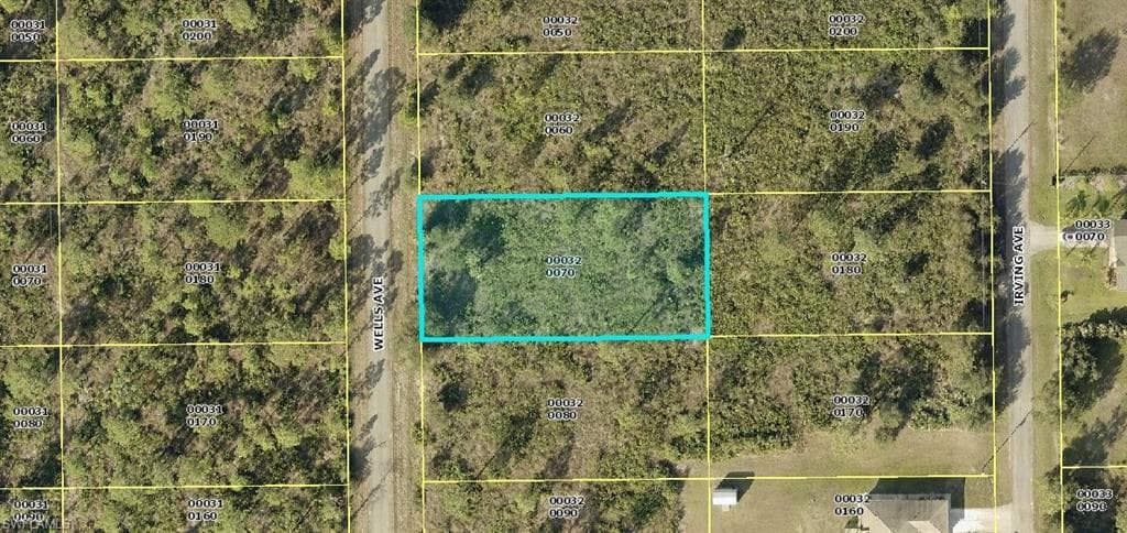210 Wells AVE LEHIGH ACRES, FL 33936