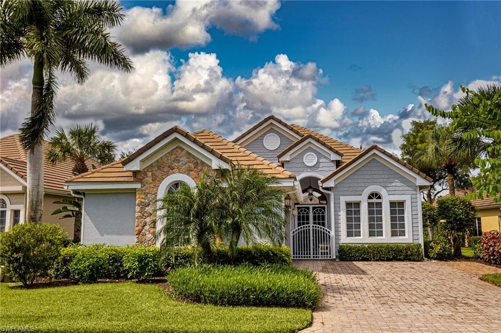 8455 Mallards WAY NAPLES, FL 34114