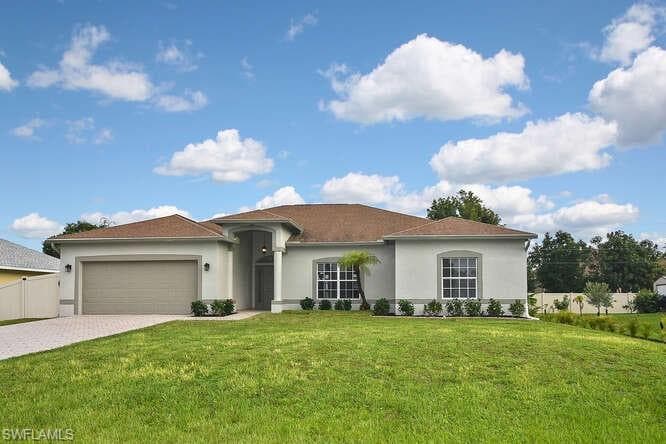 835 SW 17th TER CAPE CORAL, FL 33991