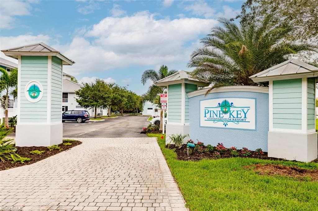 1080 Hancock Creek South BLVD 102 CAPE CORAL, FL 33909