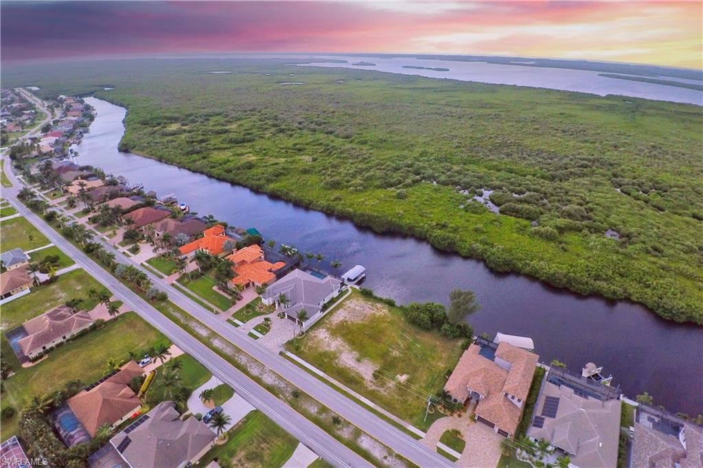 3512 Surfside BLVD CAPE CORAL, FL 33914
