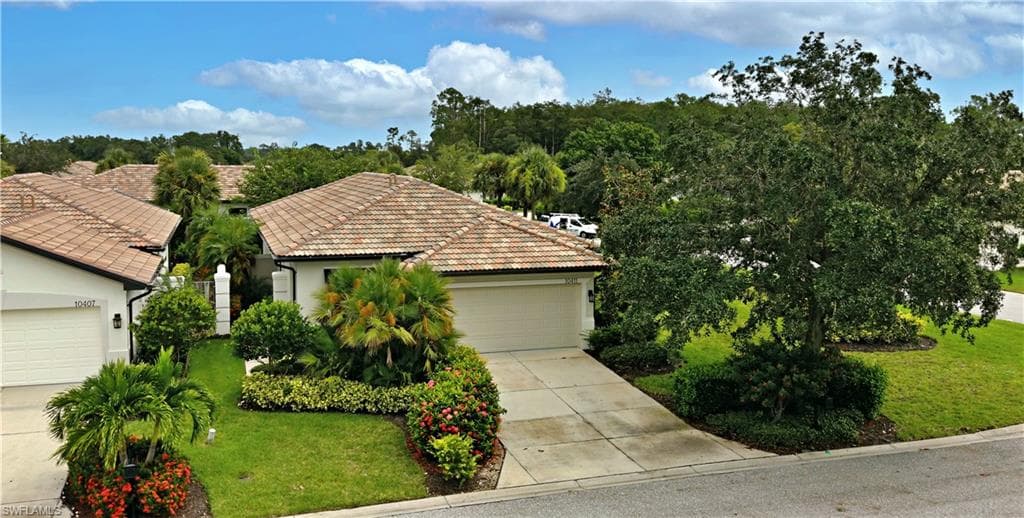 10411 Avila CIR FORT MYERS, FL 33913