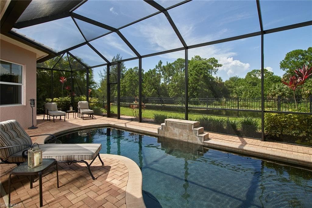 419 Saddlebrook LN NAPLES, FL 34110