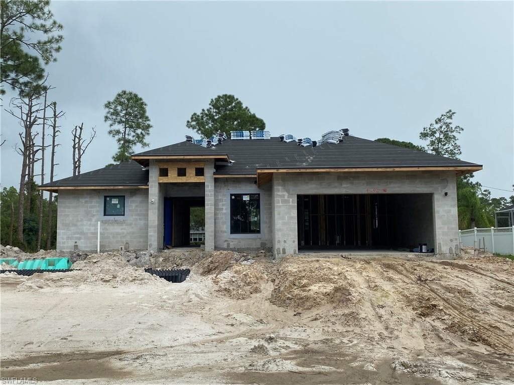 1426 Lincoln AVE LEHIGH ACRES, FL 33972