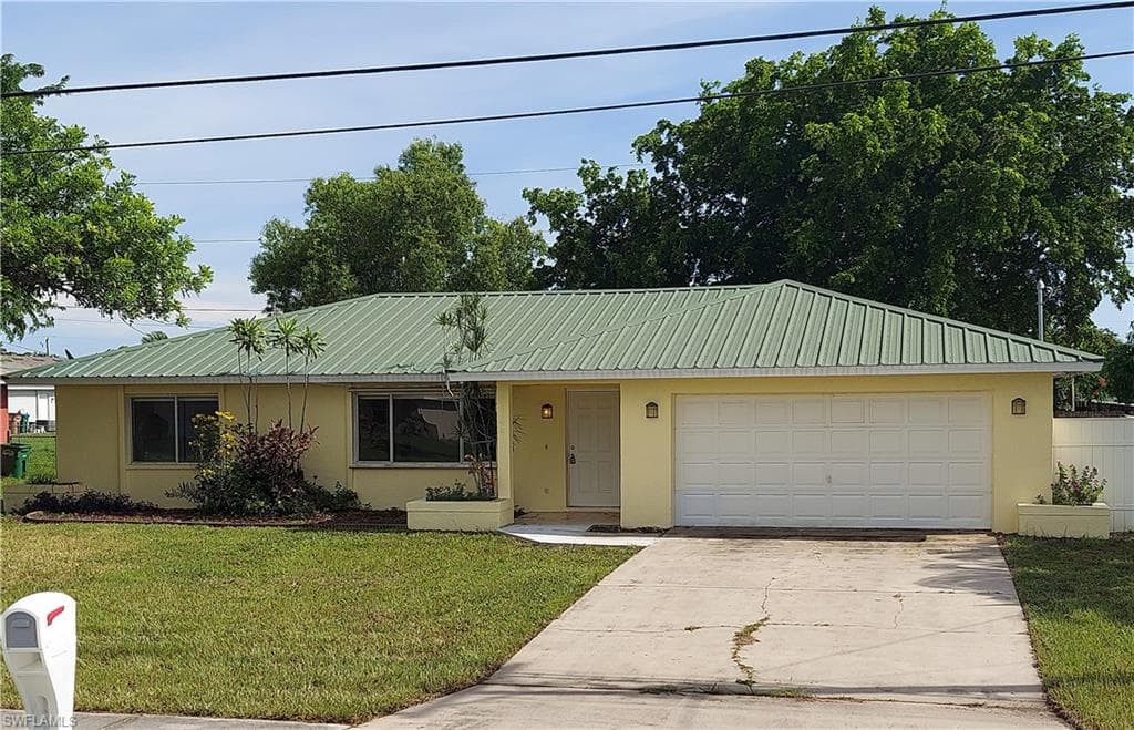 1144 Mohawk PKY CAPE CORAL, FL 33914