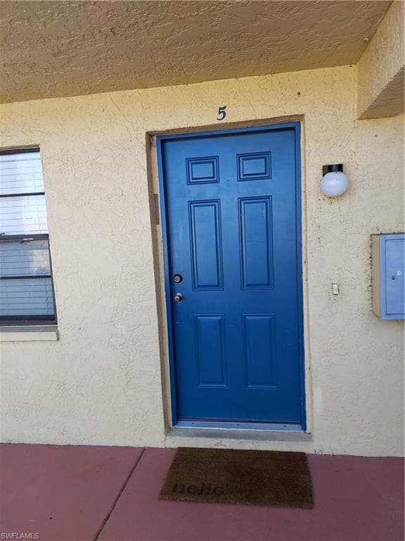 1104 SE 8th ST 5 CAPE CORAL, FL 33990