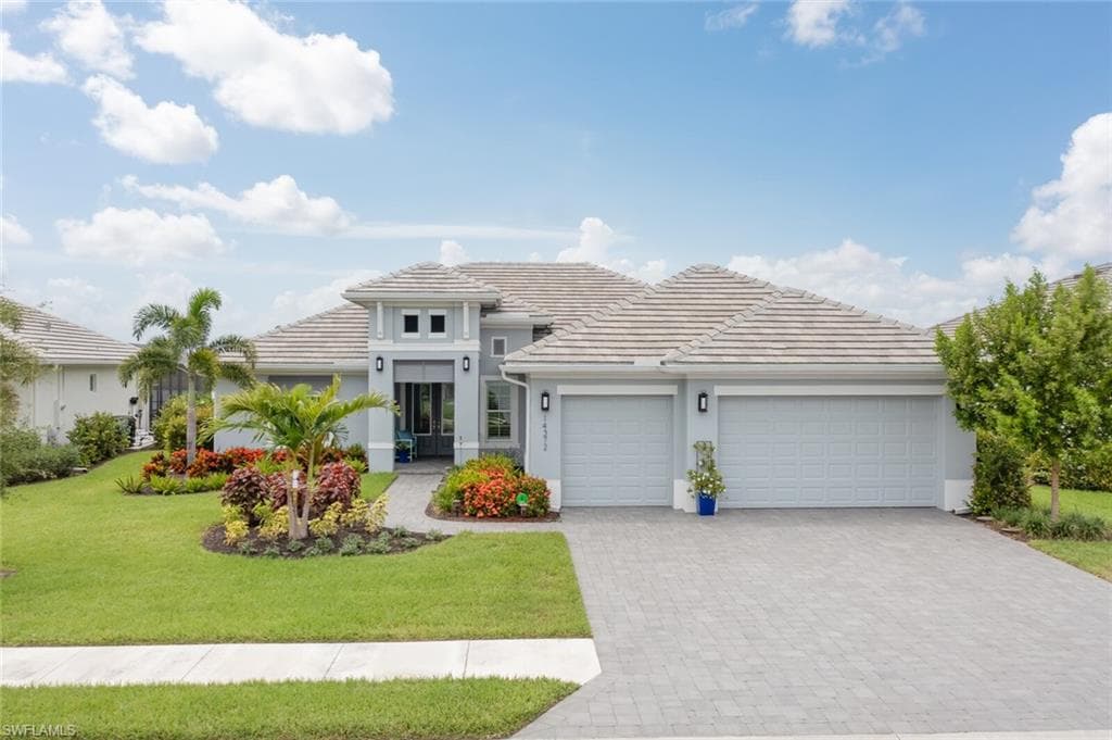 14372 Neptune AVE NAPLES, FL 34114