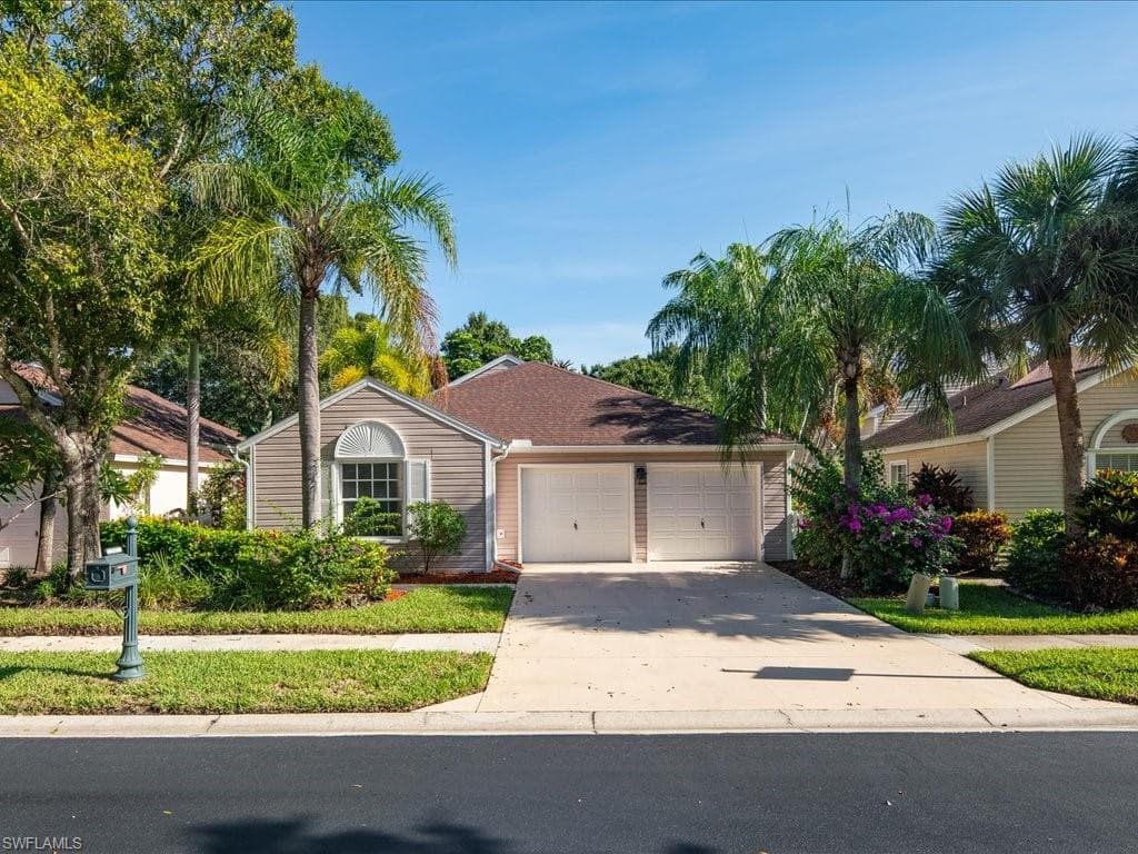 1111 Silverstrand DR NAPLES, FL 34110