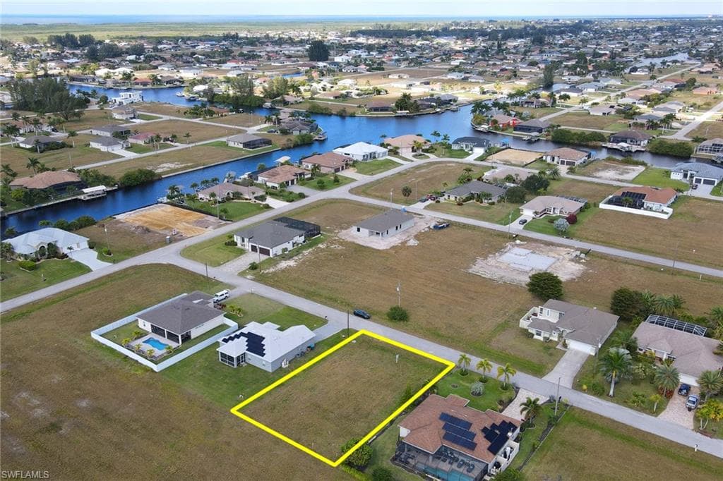 3514 NW 8th TER CAPE CORAL, FL 33993