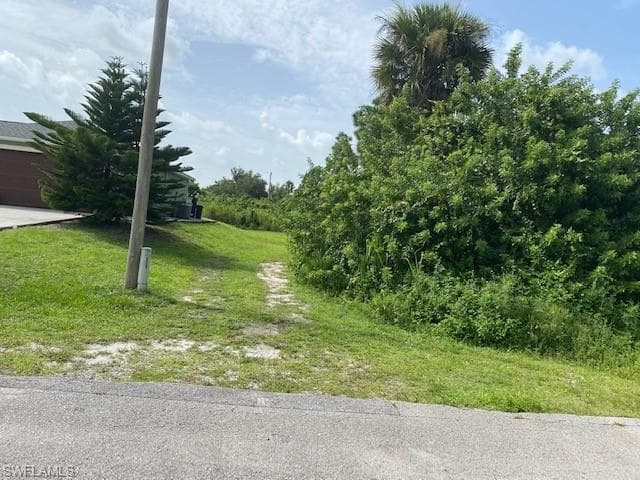 2915 3rd ST SW LEHIGH ACRES, FL 33976