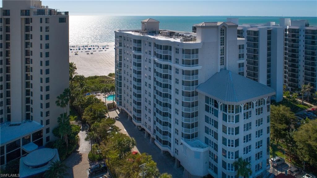 6620 ESTERO BLVD 303 FORT MYERS BEACH, FL 33931