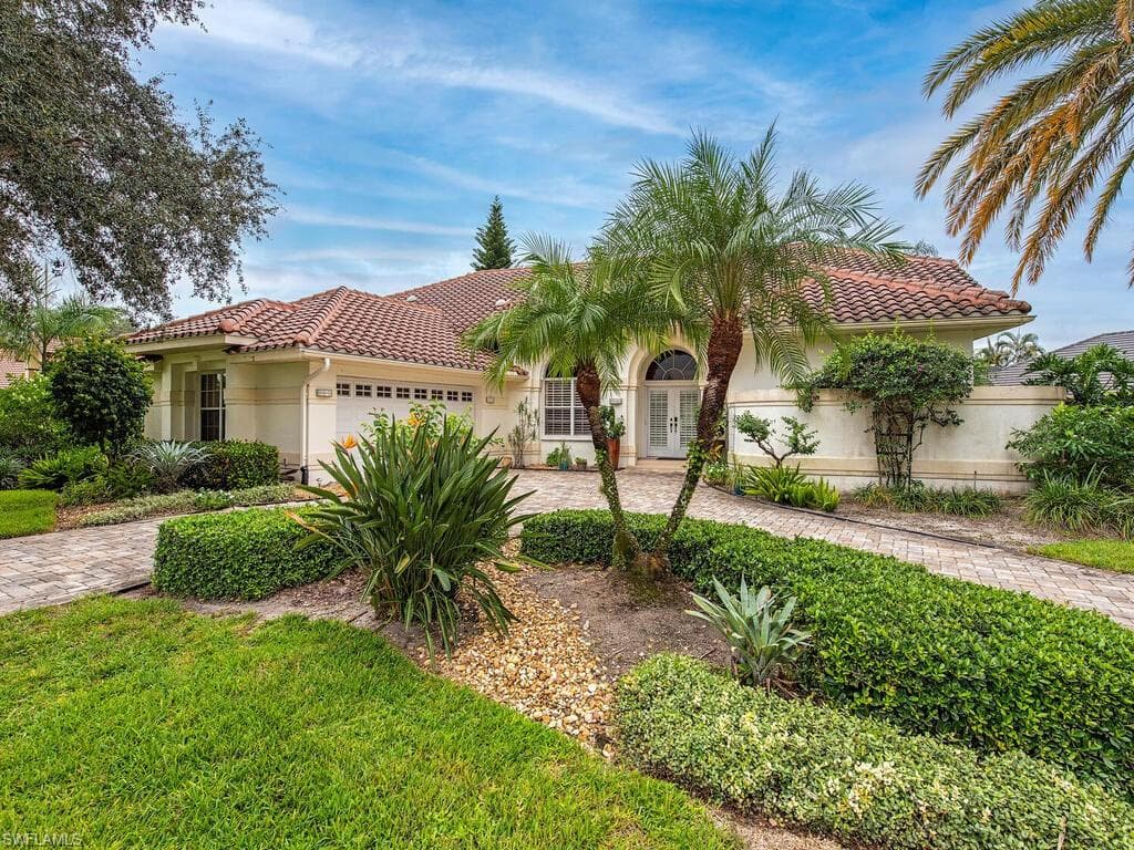 11818 Longshore WAY W NAPLES, FL 34119