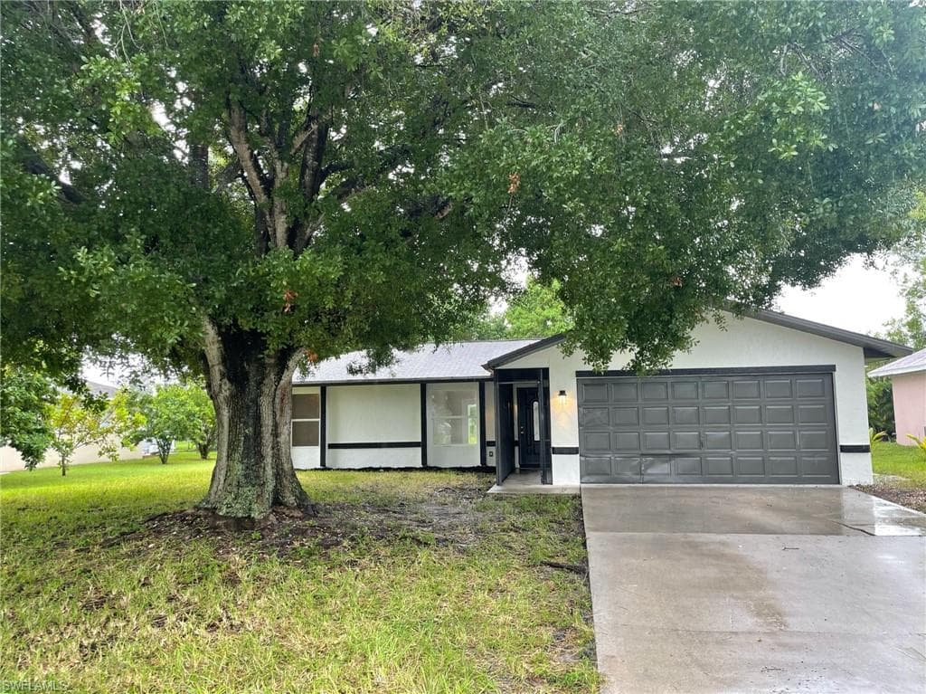 412 SE 21st LN CAPE CORAL, FL 33990