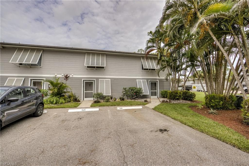 25500 Cockleshell DR 506 BONITA SPRINGS, FL 34135