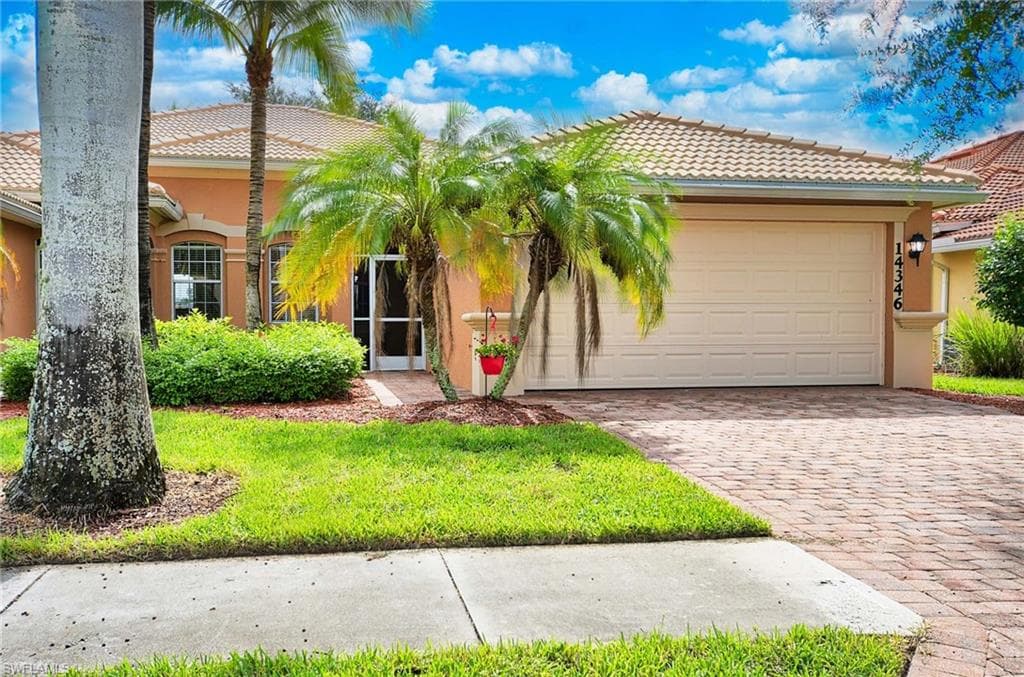 14346 Manchester DR NAPLES, FL 34114