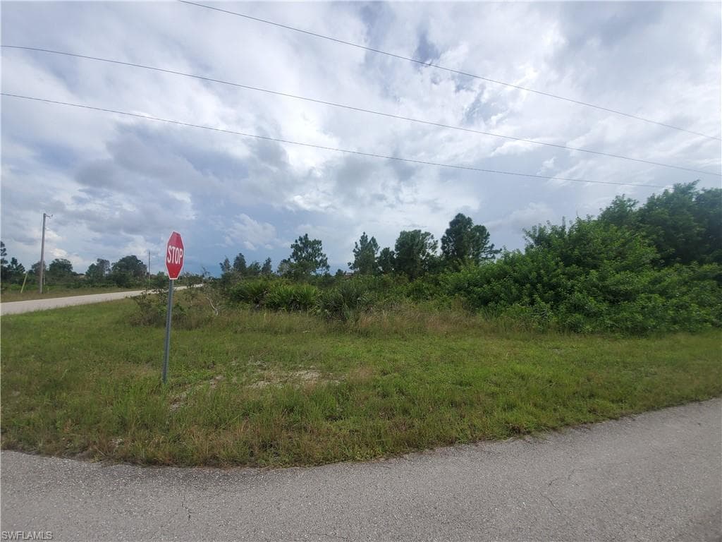 218 Parson ST LEHIGH ACRES, FL 33974