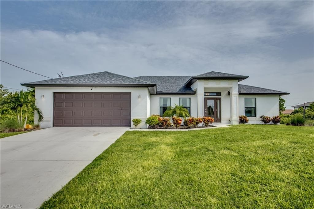 3212 13th ST SW LEHIGH ACRES, FL 33976