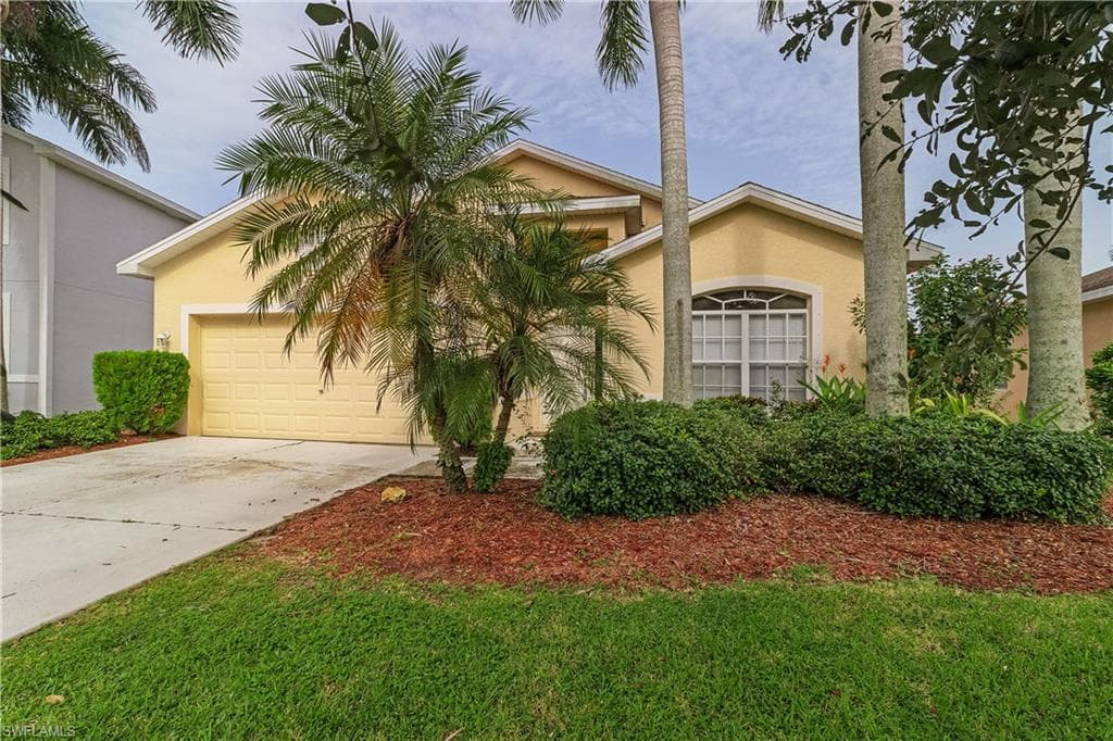 14032 Danpark LOOP FORT MYERS, FL 33912