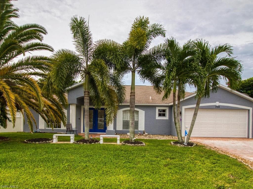 708 SE 34th TER CAPE CORAL, FL 33904